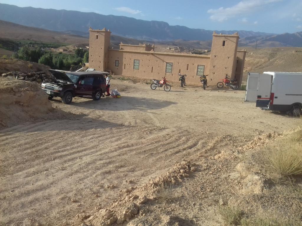 Kasbah Izoran Hotel Midelt Exterior photo